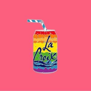 LA CROIX RAINBOW CAN PIN NEW IN BOX 🌈🌈🌈🌈